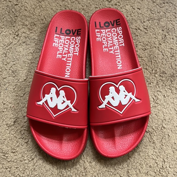 Kappa Shoes Kappa Red Heart Logo Mud Flap Girls Aasiaat Slides